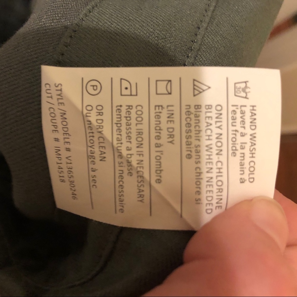 Vince Foldover Waistband Linen Skirt in Army Green - Picture 8 of 8